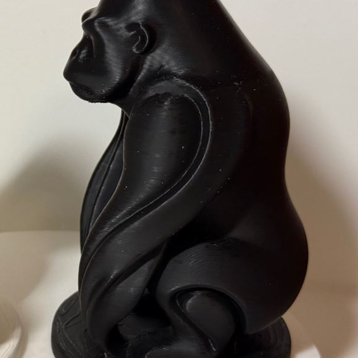 GENERICO - ADORNO EXCLUSIVO GORILA NEGRO 23cm x 14cm x 15cm