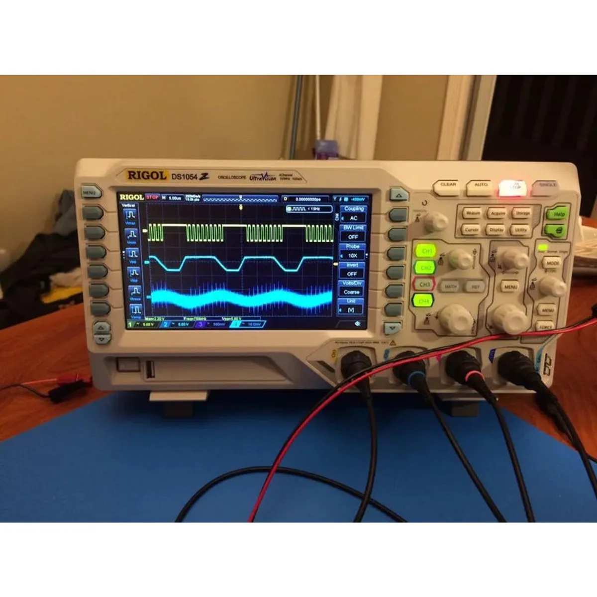 GENERICO - Osciloscopio Rigol Digital Ds1054z 50 Mhz 4 Canales