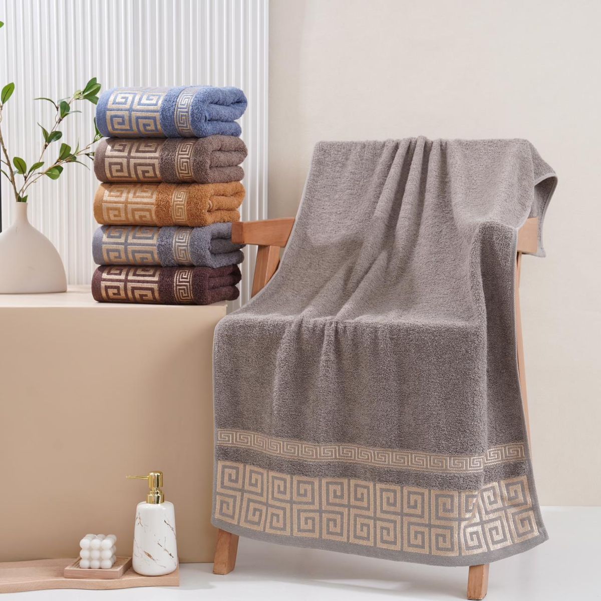 GENERICO - TOALLA CON DISEÑO BARROCO