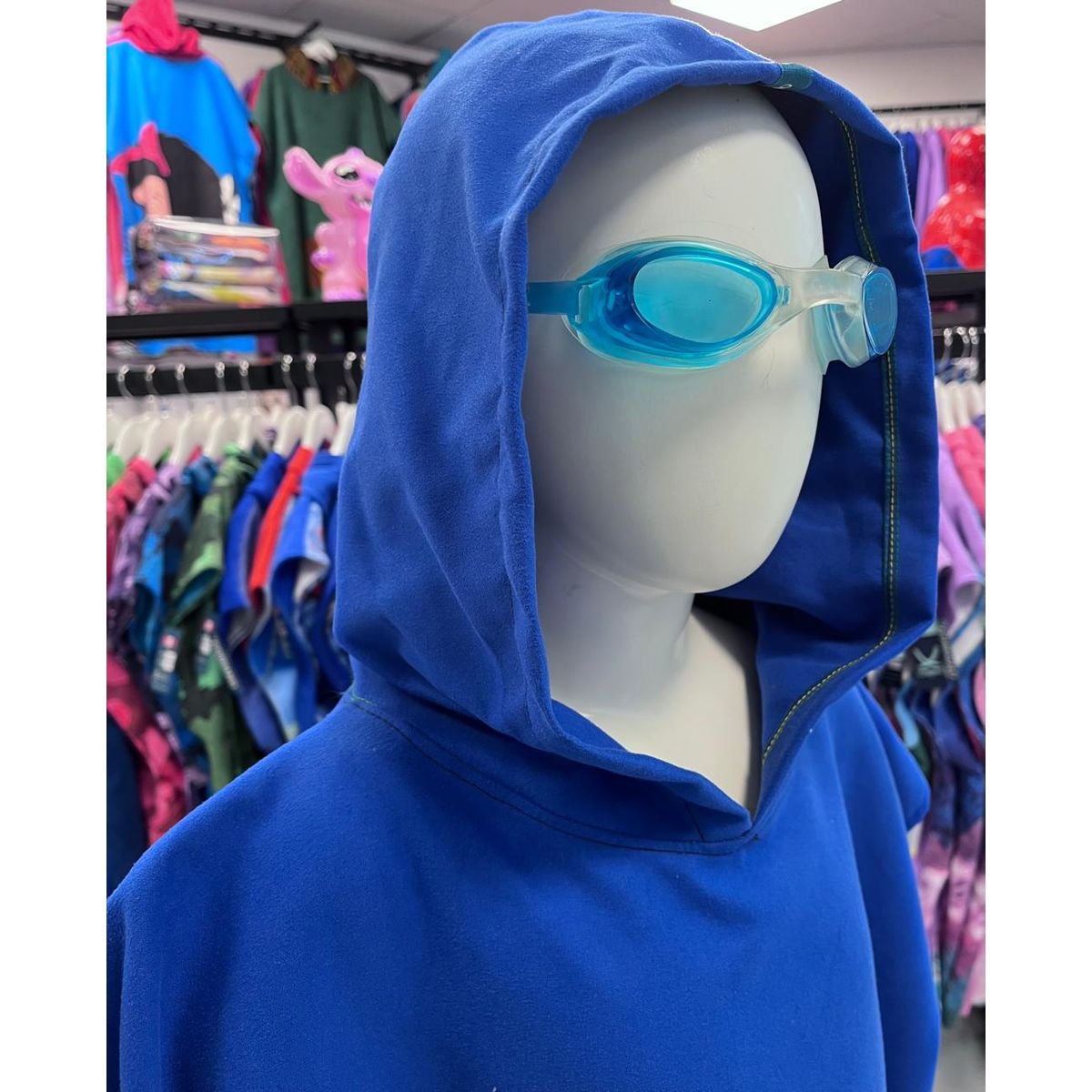 GENERICO - TOALLA CAMBIADOR ULTRAFINA CORDANO NIÑOS 5 A 7 AÑOS AZULINO.