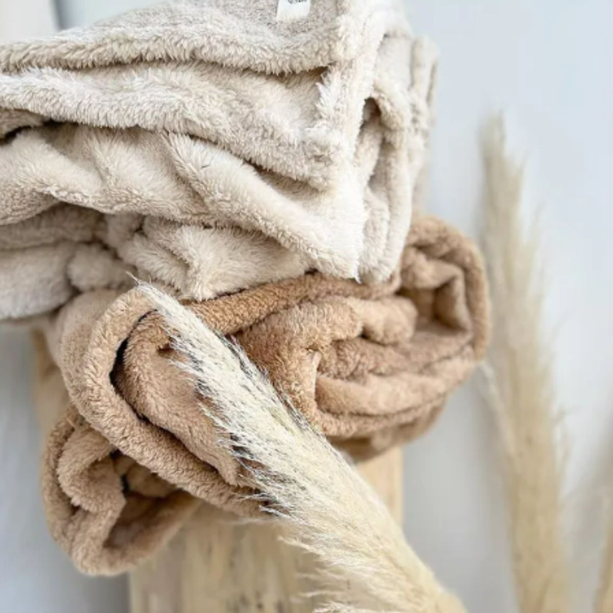 GENERICO - Manta teddy beige 130x160