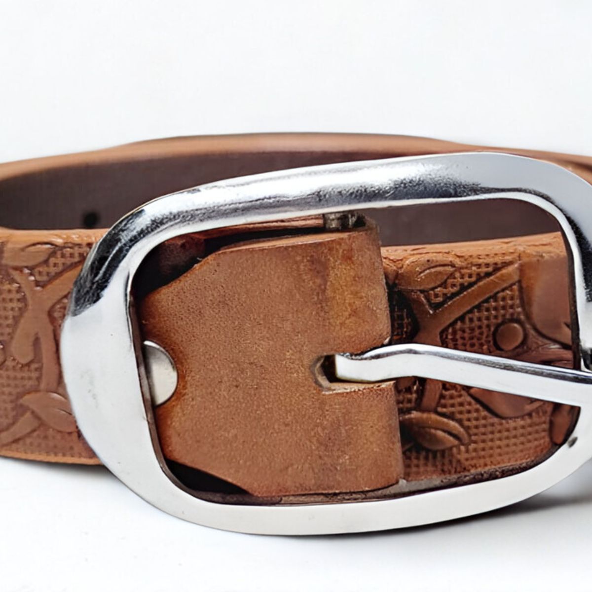 LEMANT'S - Correa - Cinturón de Cuero Tabú con Grabado Floral para Dama