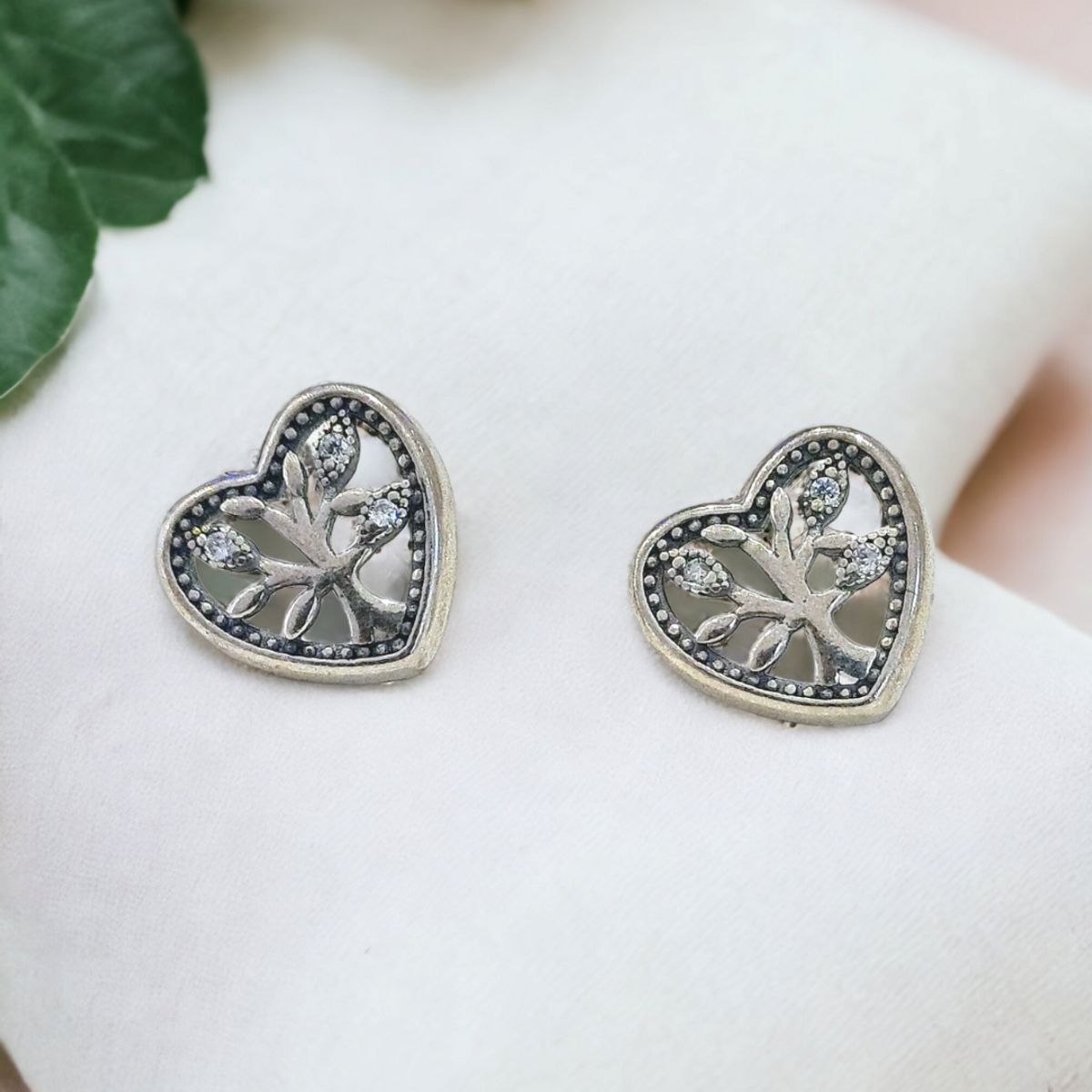 GENERICO - ARETES CORAZON EN ARBOL DE LA VIDA