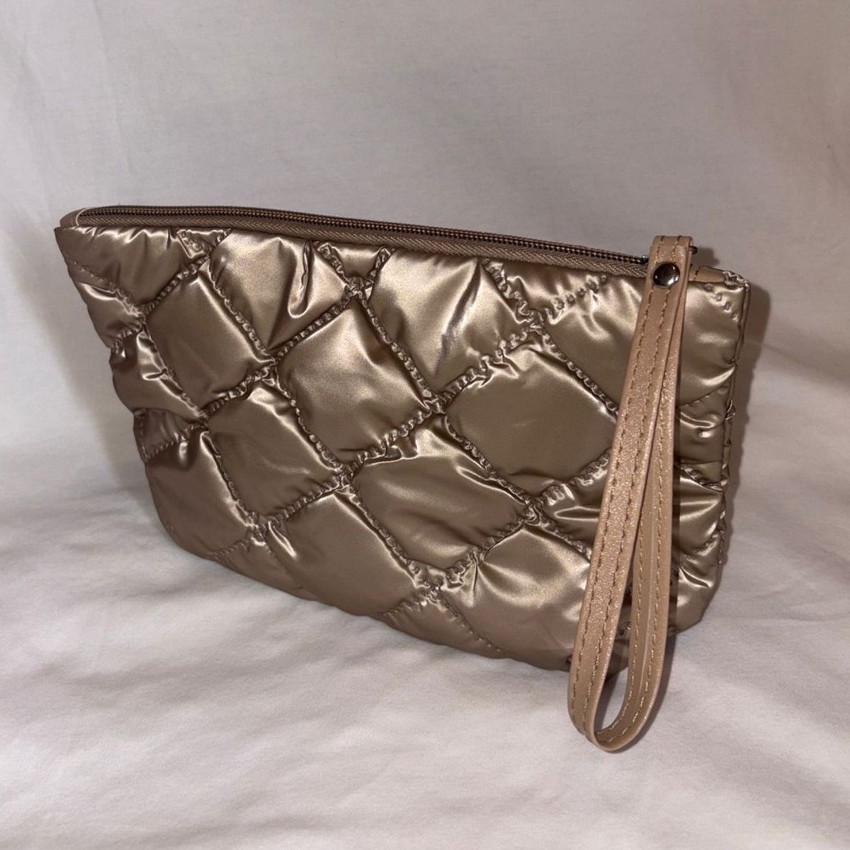 MORITA BAG STORE - NECESER DE MAQUILLAJE PARA  MUJER COLOR DORADO