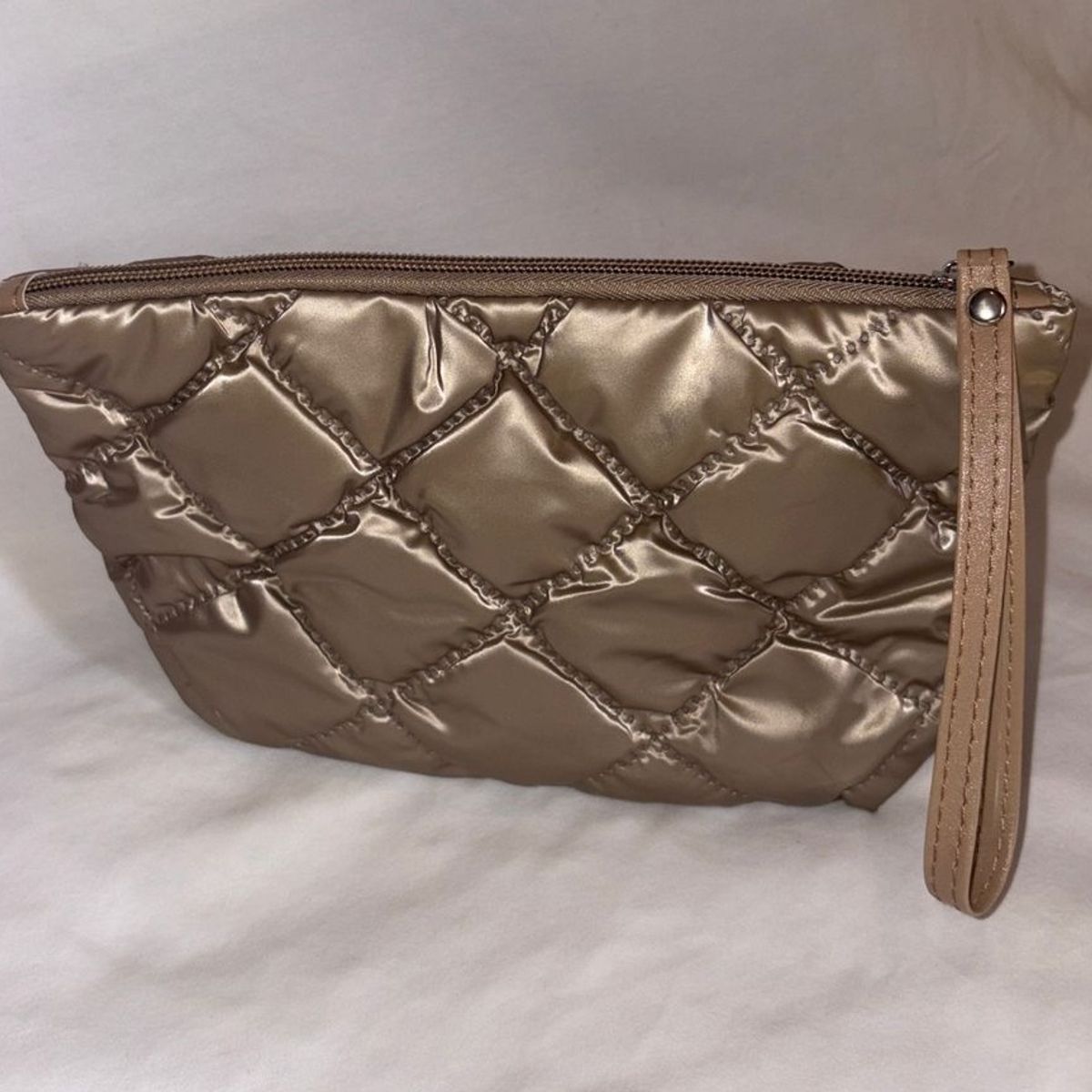 MORITA BAG STORE - NECESER DE MAQUILLAJE PARA  MUJER COLOR DORADO