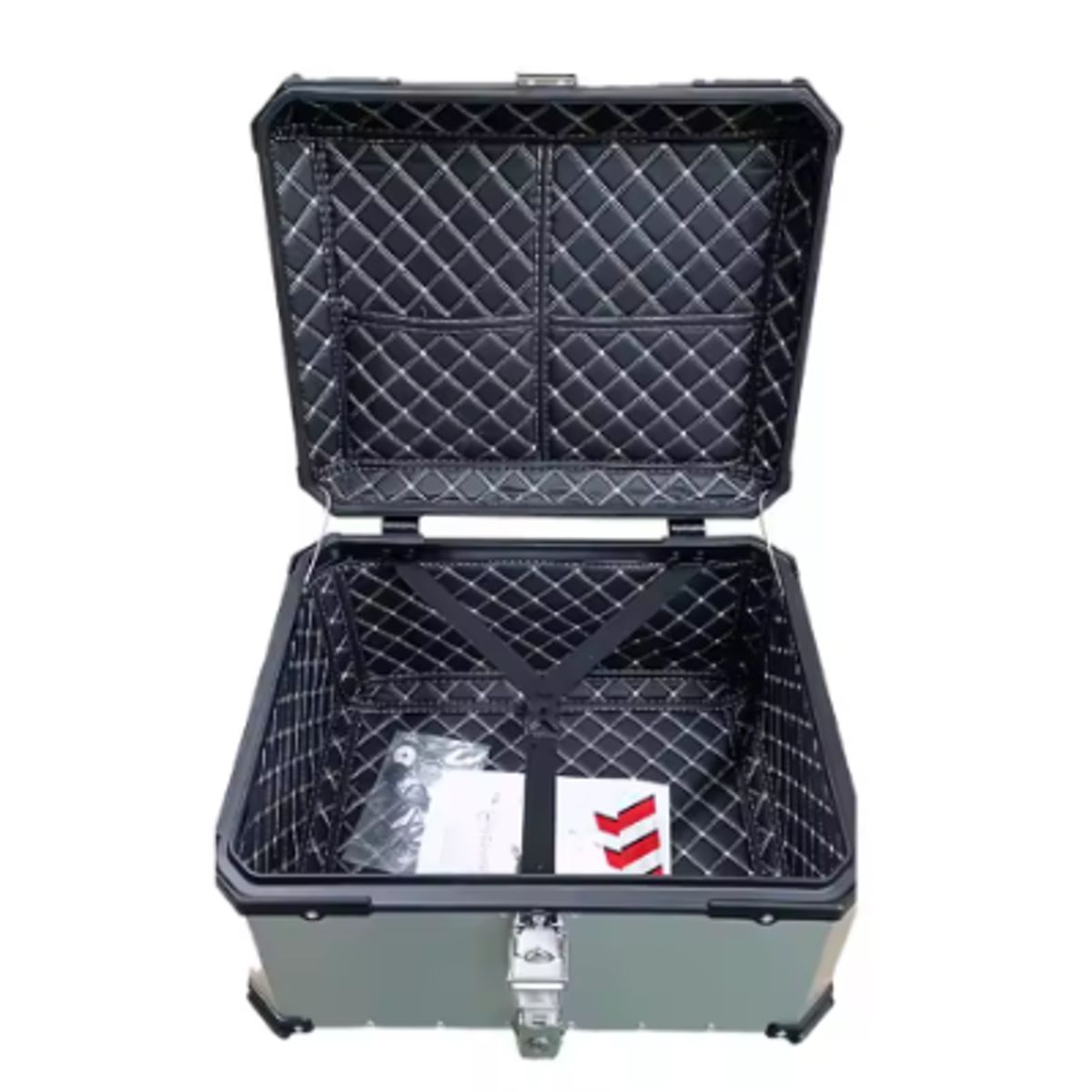 GENERICO - CAJUELA DE ALUMINIO PARA MOTO  65L MODELO X PLATEADO