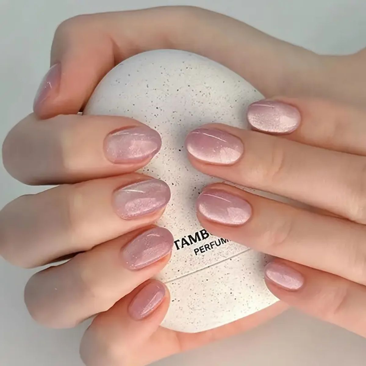 GENERICO - Uñas Press On - Cat eye rosado - Set 26 piezas