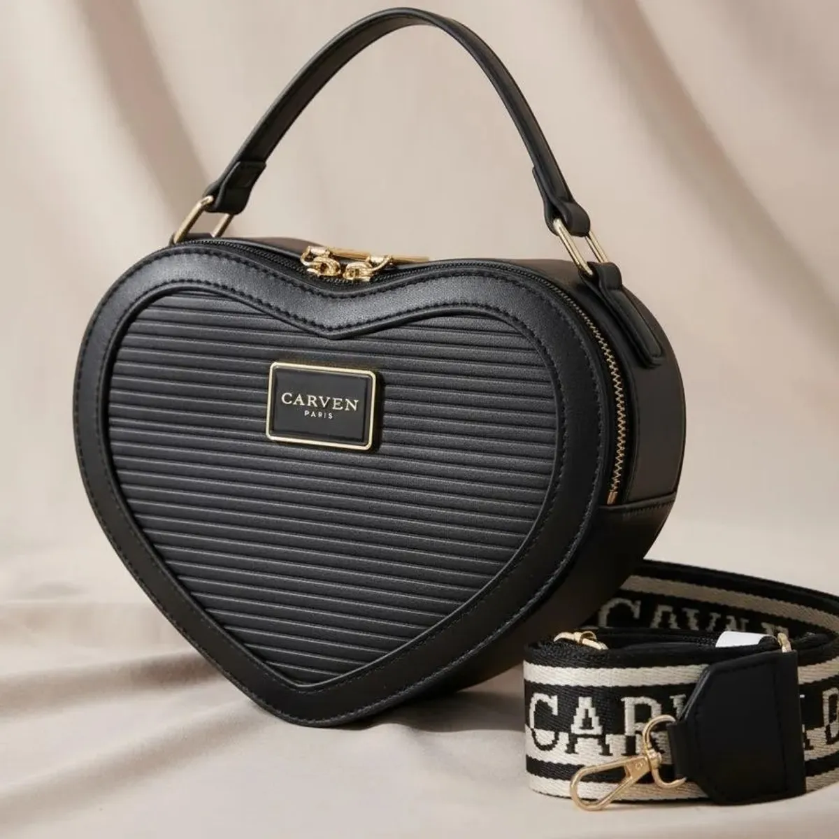 GENERICO - Cartera morral bandolera corazón para dama Carven Paris