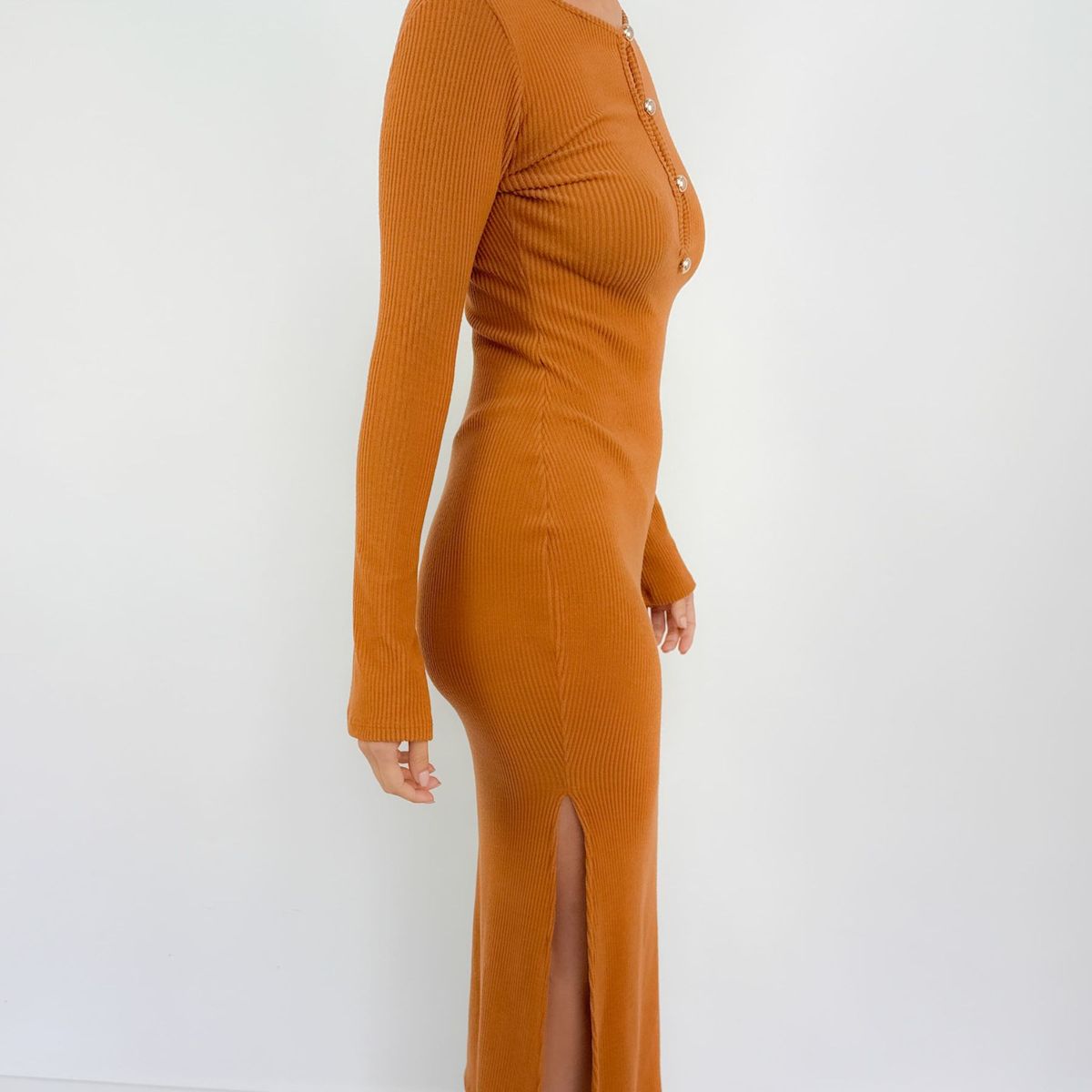 INTROSPECTIVA MODA - VESTIDO MANGA LARGA MODELO MALAGA