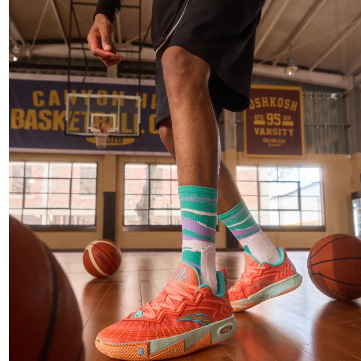 ANTA - Zapatilla de basket by KYRIE IRVING  KAI  2  "SUN AND MOON "