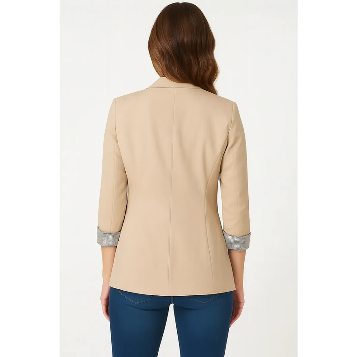 GENERICO - Blazer beige corte princesa en catania