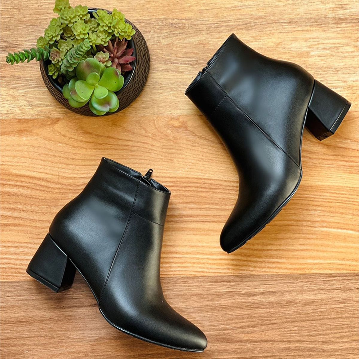 GENERICO - Botin Mujer Clasica Taco 5 2086-60 Color Negro