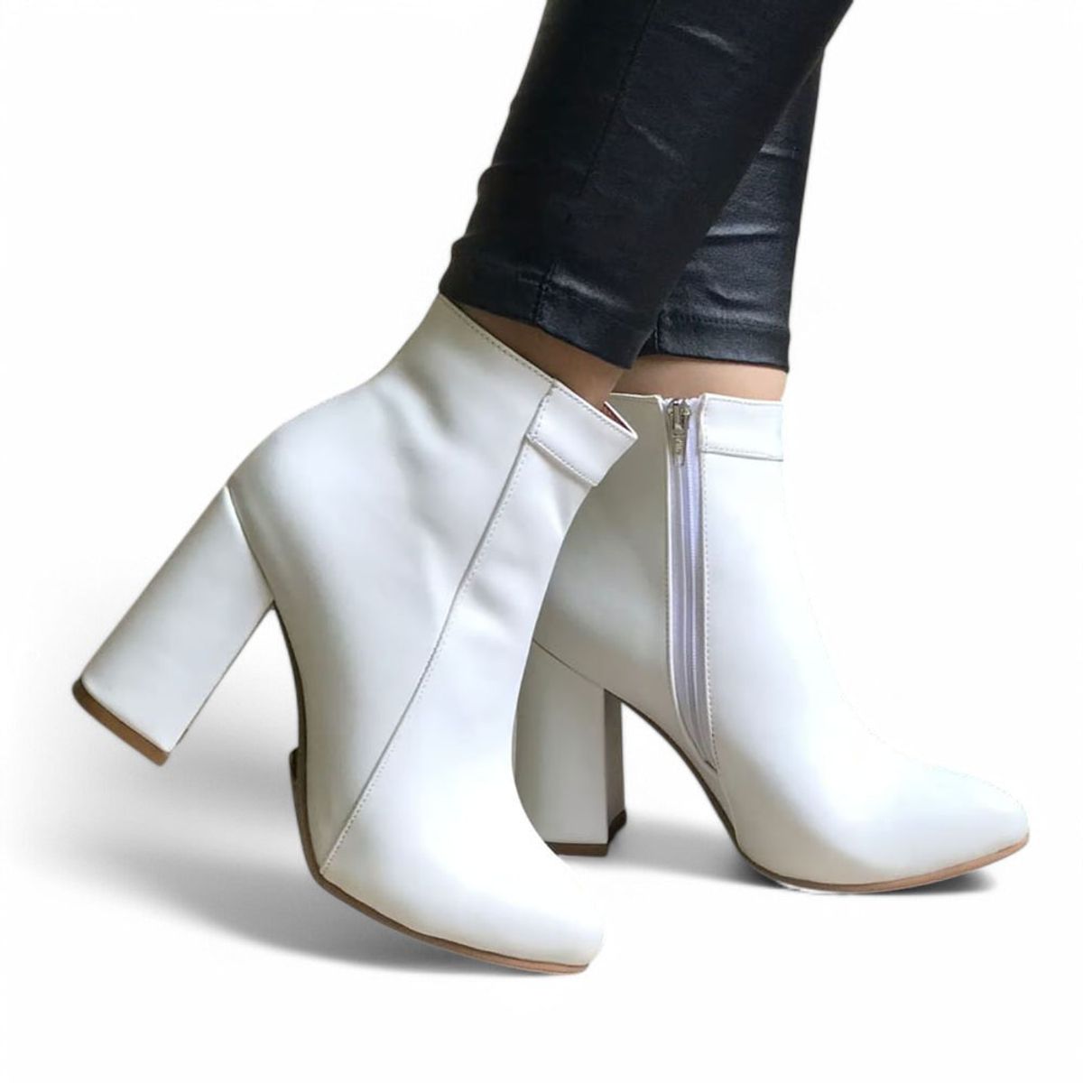 GENERICO - Botin Mujer Clasica Taco 9 2086-60 Color Blanco