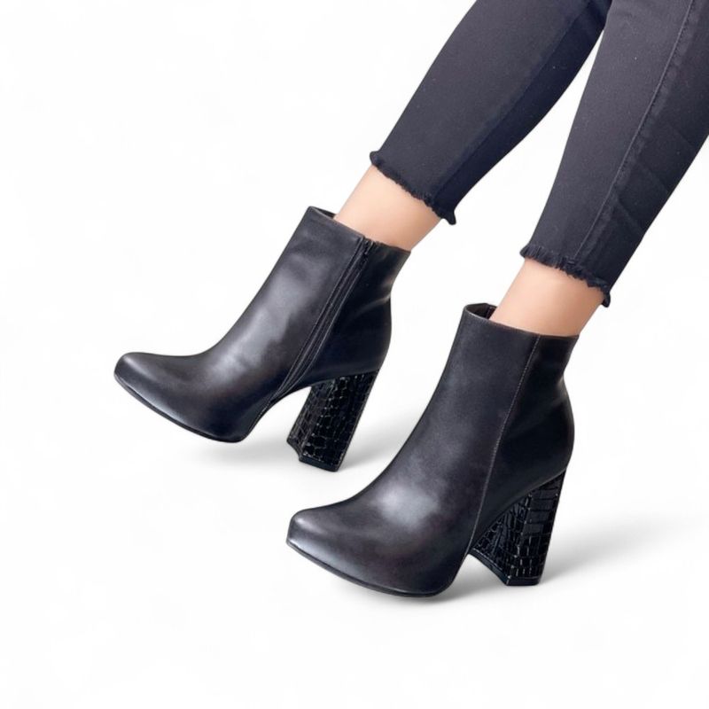 GENERICO - Botin Mujer Taco 9 Labrado 1157-65 Color Negro