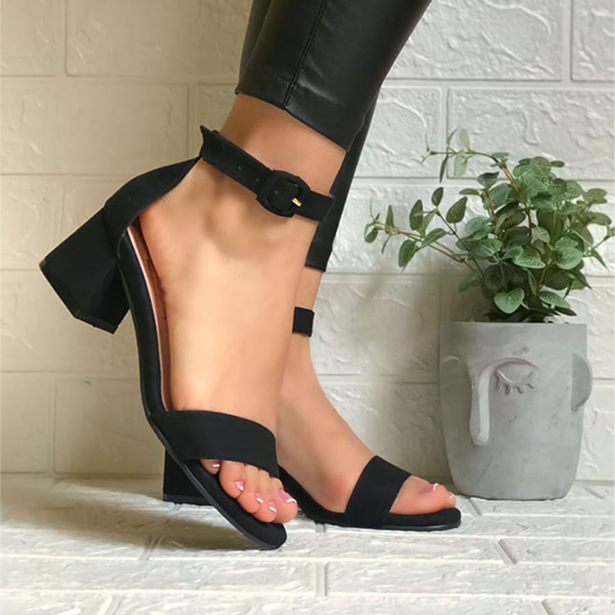 GENERICO - Sanadalia Mujer Taco 5 Abierta 2086-55 Color Negro