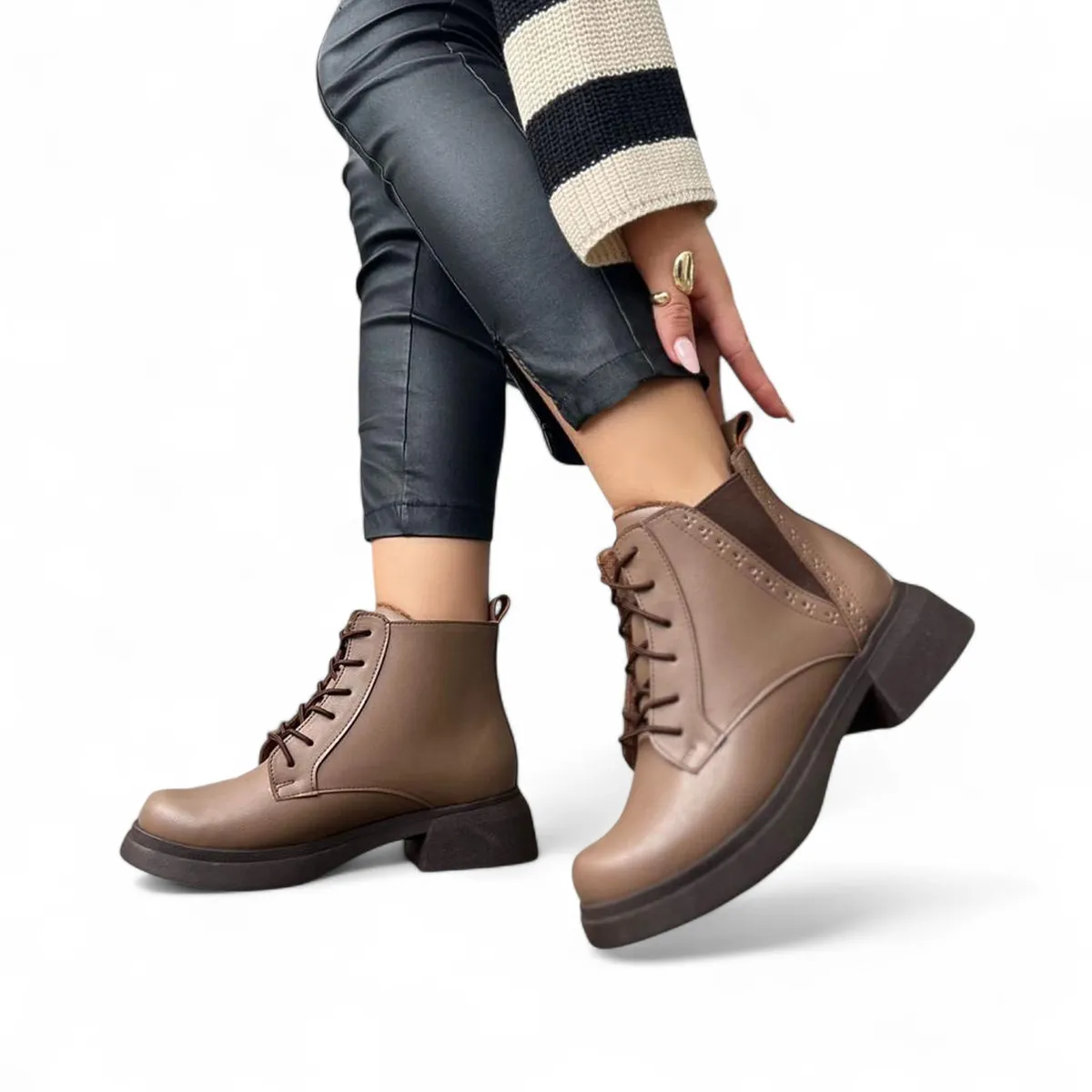 GENERICO - Botin Mujer Pasador Taco 3 1062-55 Color Marron