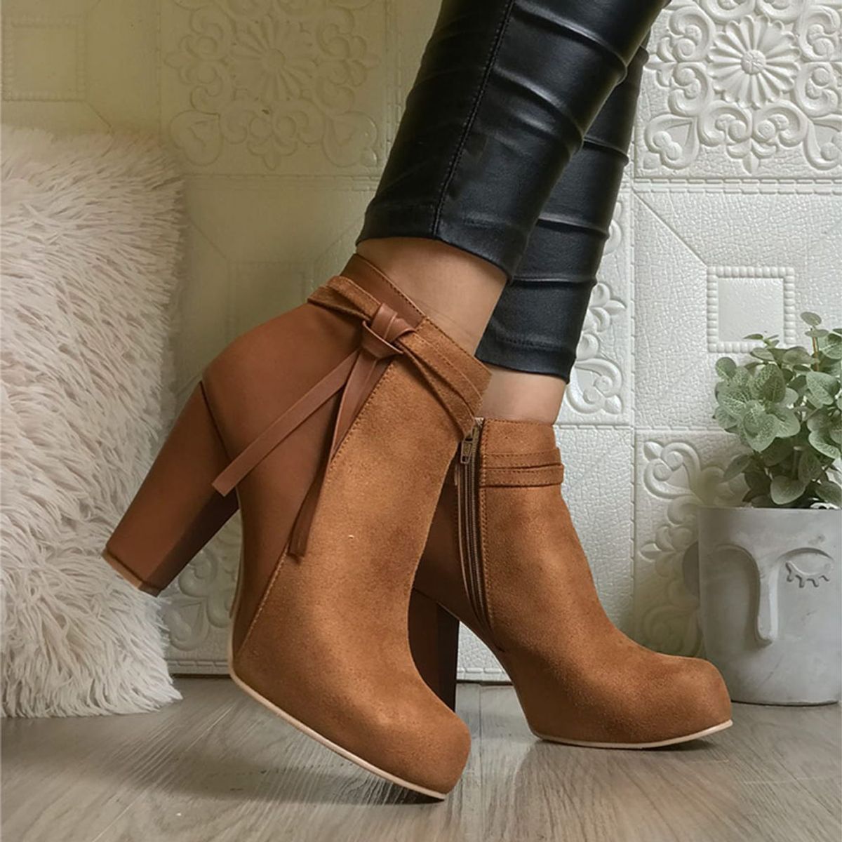 GENERICO - Botin Mujer Sanamaca Lazo Taco 9 2086-68 Color Camello