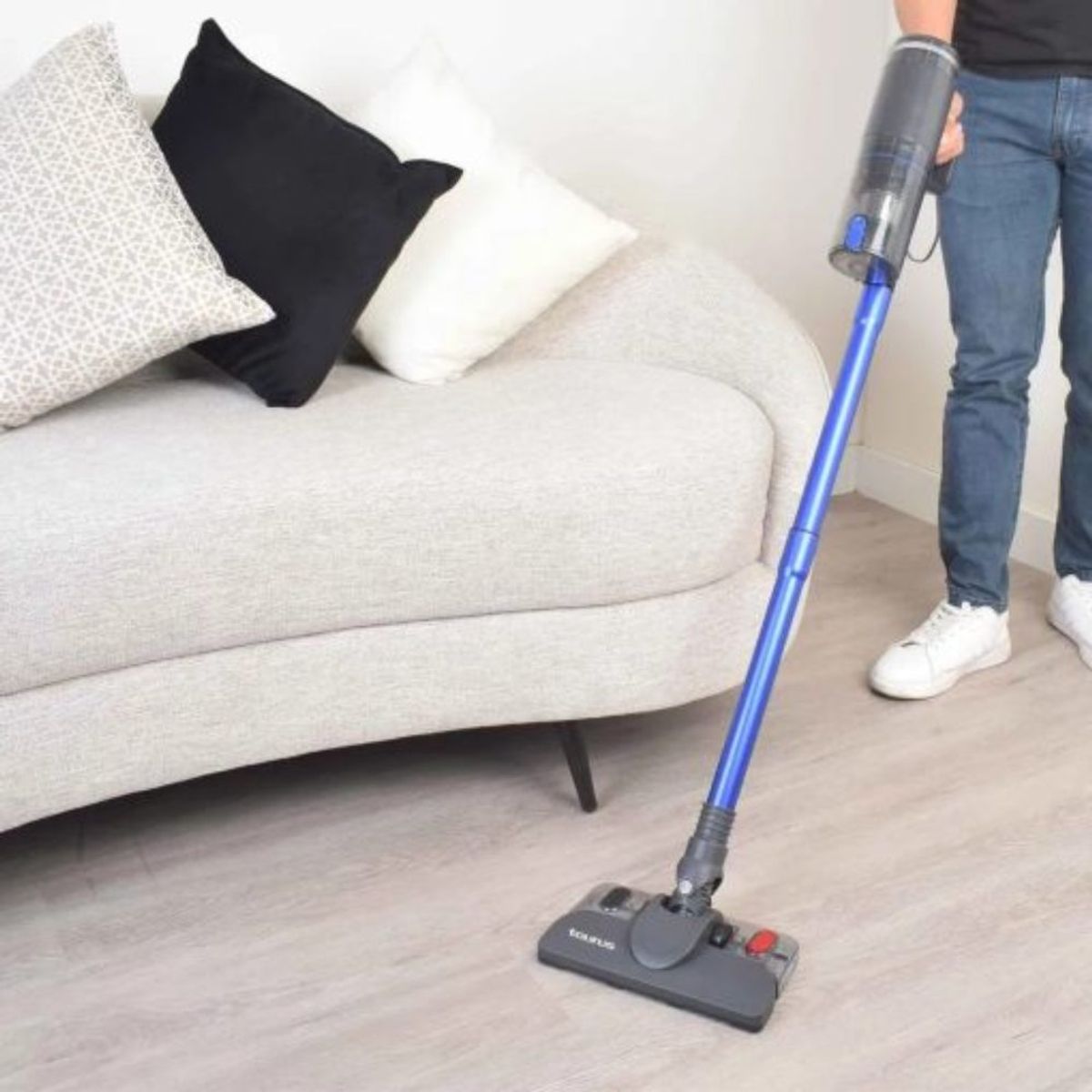 TAURUS - Aspiradora Escoba 3 en 1 Mod. ULTIMATE CONFORT