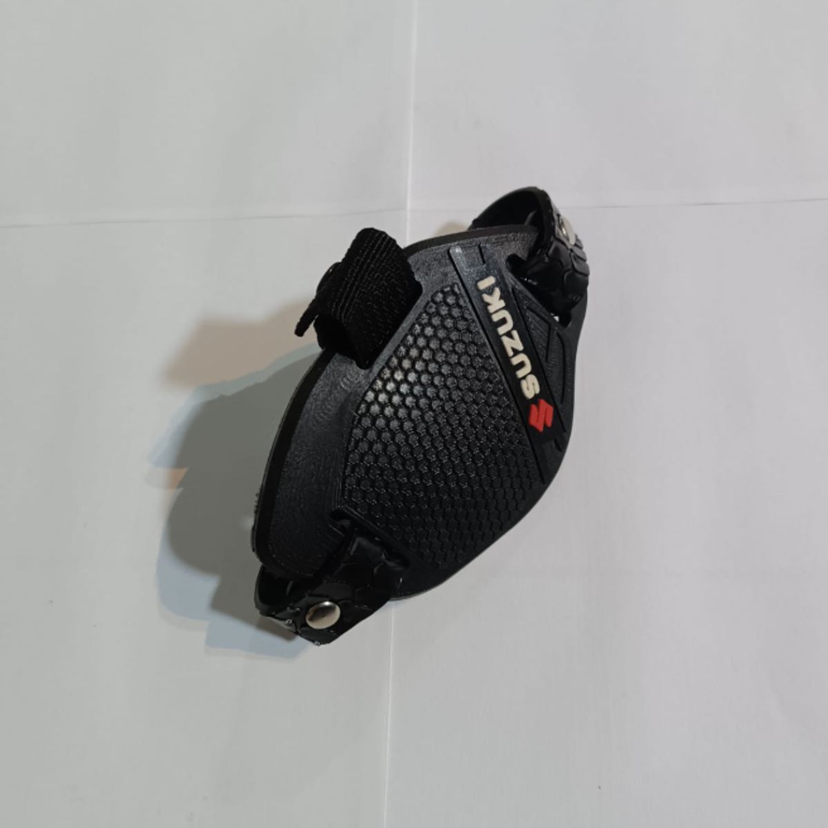 GENERICO - PROTECTOR DE ZAPATO PARA MOTO SUZUKI