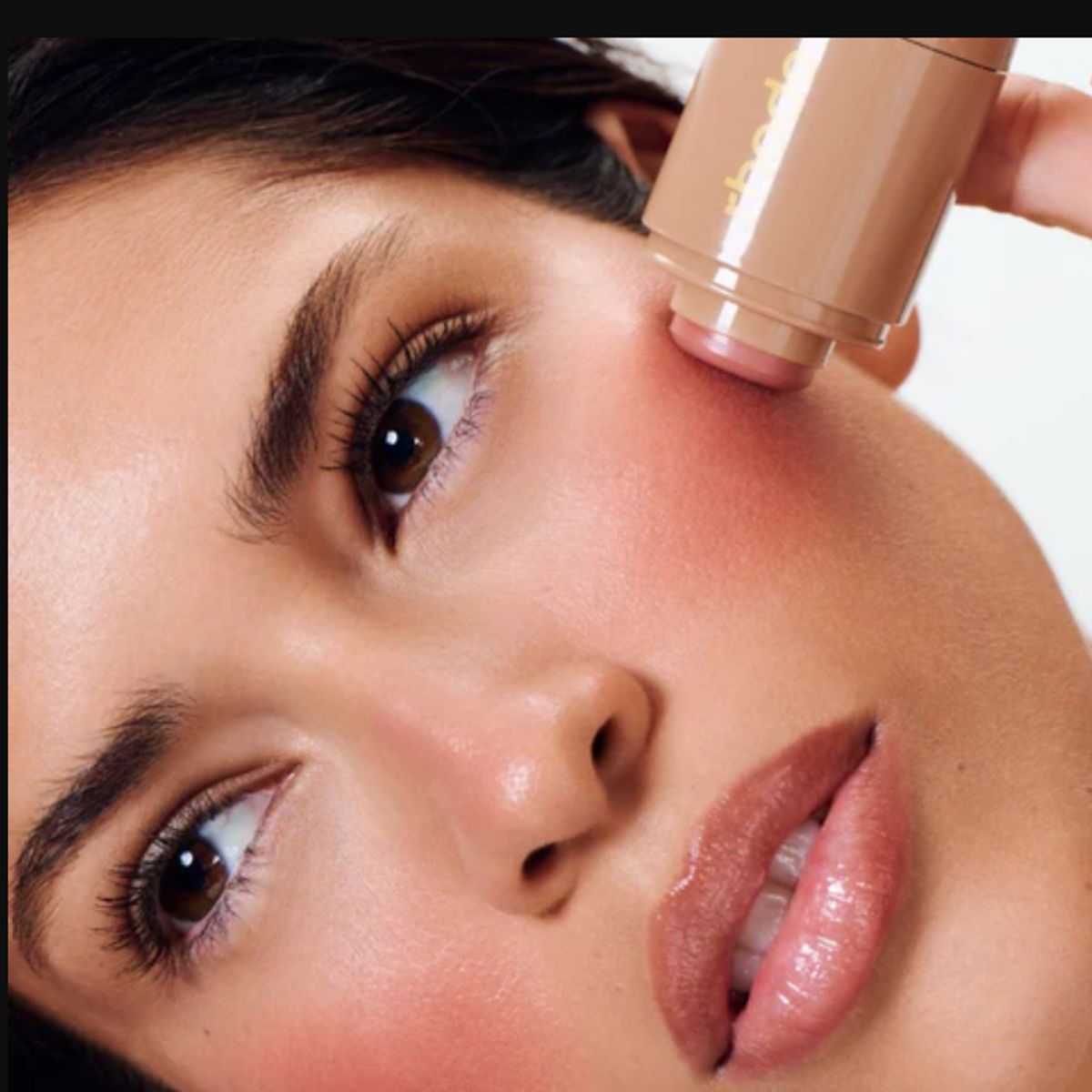 RHODE - Rhode Pocket Blush Rubor Maquillaje Labial Mejillas Tan Line