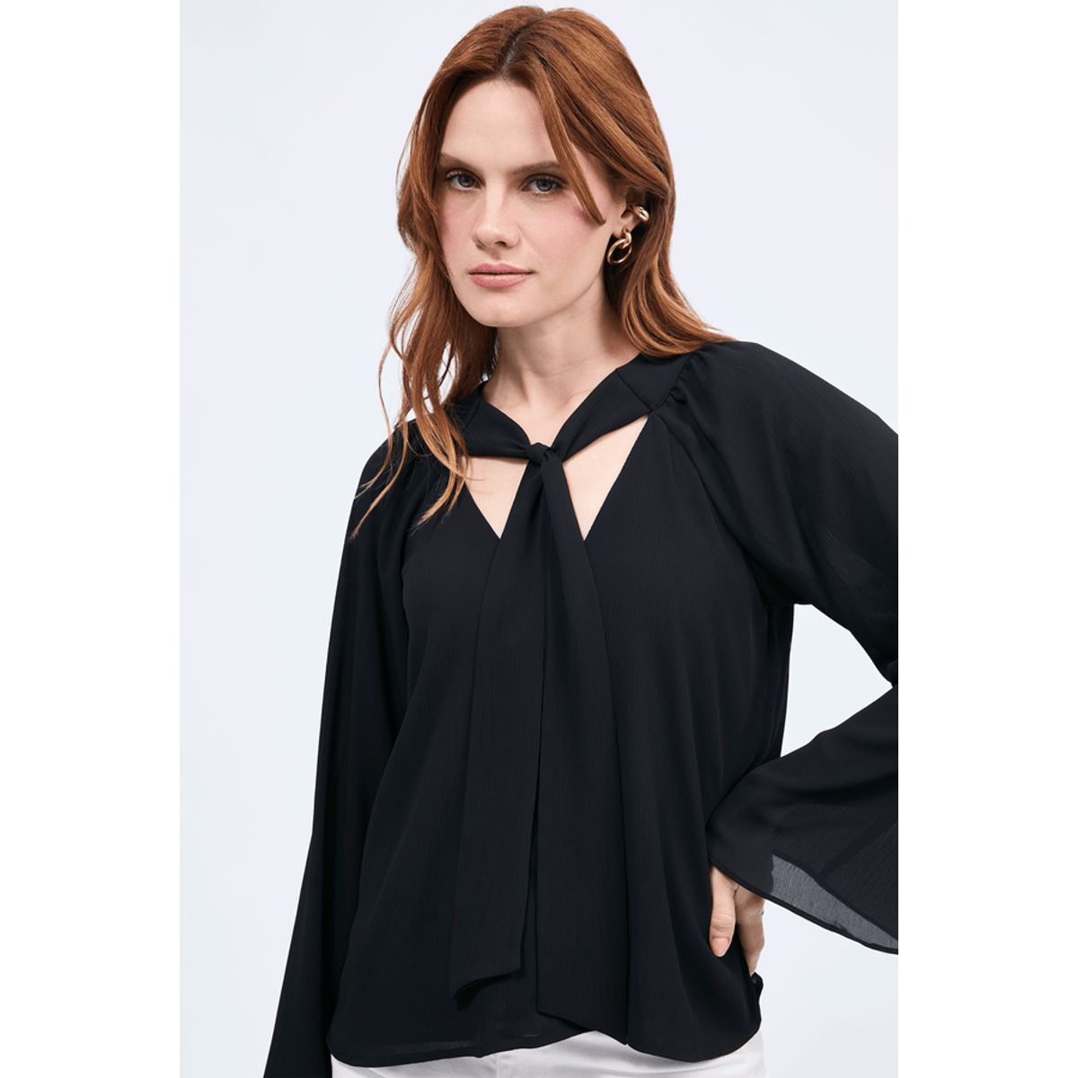 BANATY - BLUSA CUELLO V CON LAZO PARA AMARRAR PARA MUJER ALICE