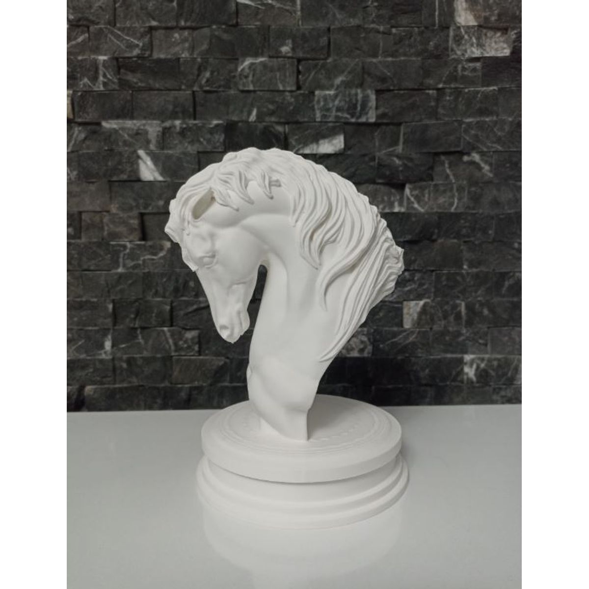 GENERICO - ADORNO EXCLUSIVO CABALLO BLANCO 46cm x 30cm x 34cm