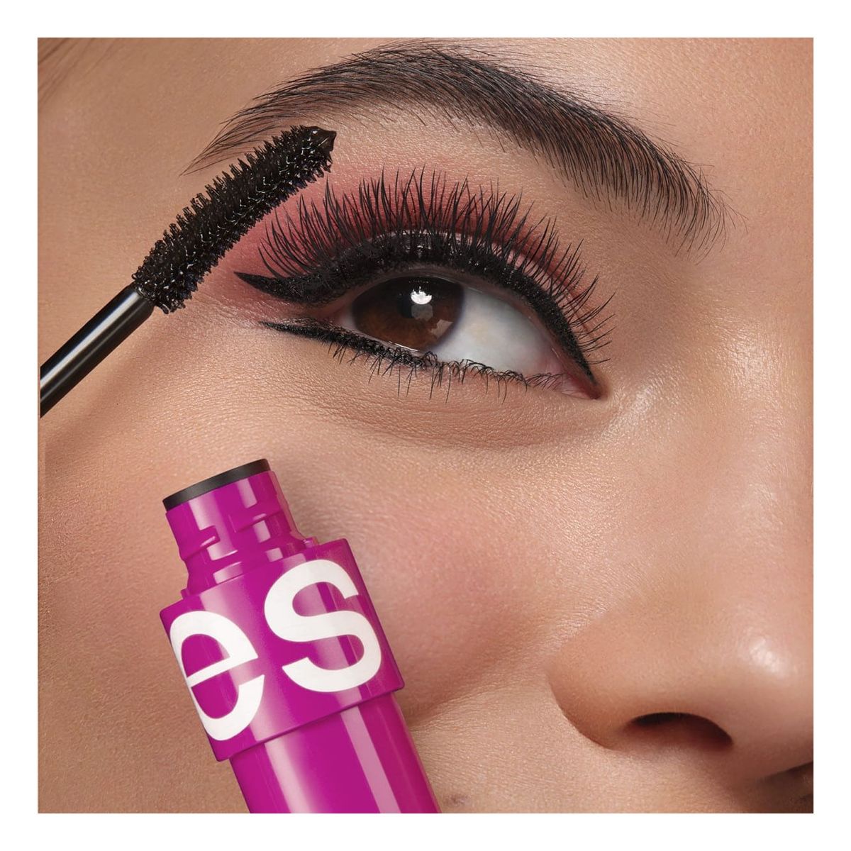 ESIKA - Rímel Máscara pestañas Mega full Size ésika apa negro