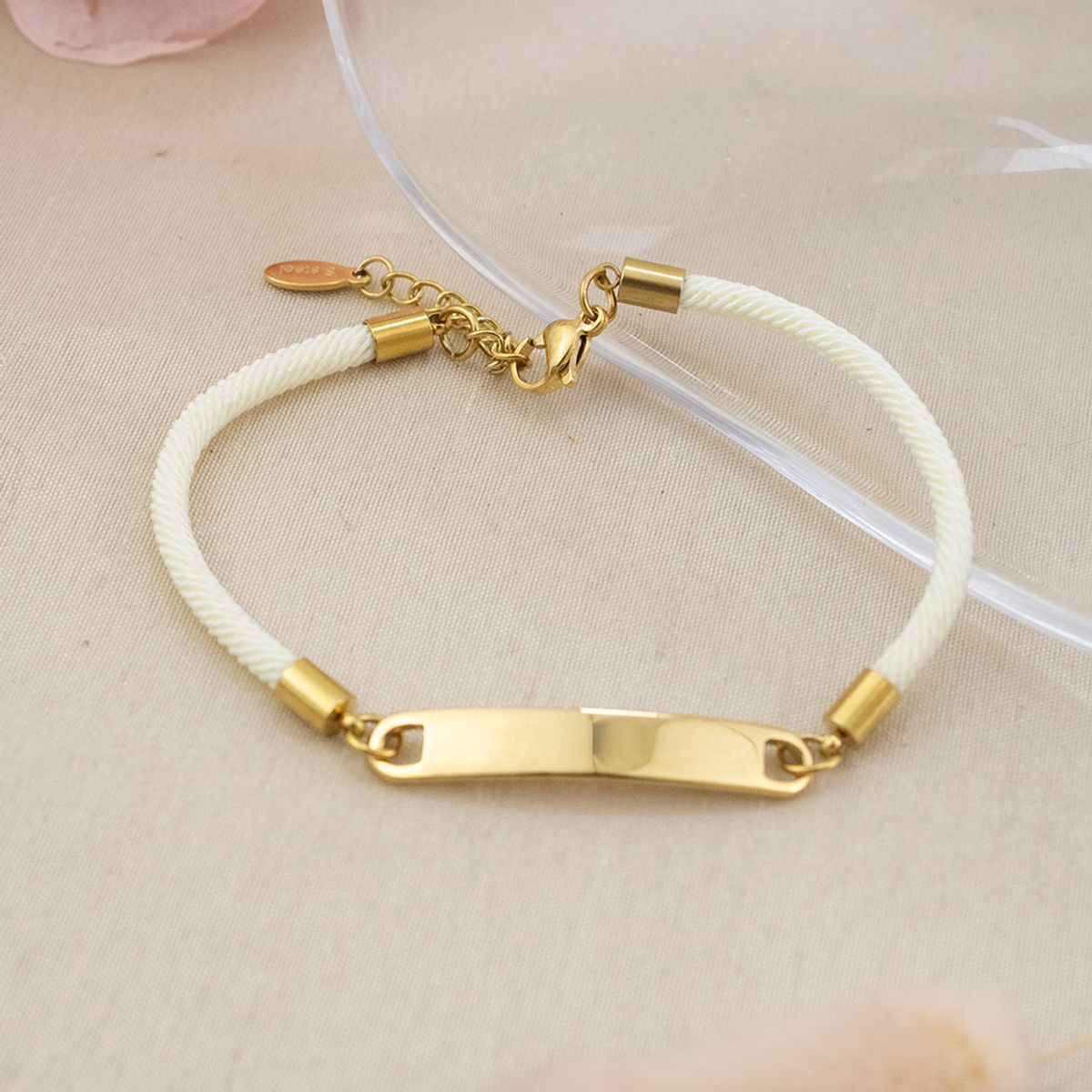 CLEO JOYAS & ACCESORIOS - Pulsera de Soga Perla con Dije Plano