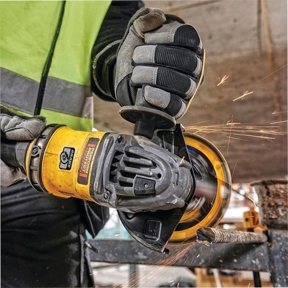DEWALT - Esmeril Angular 5 60v Flexvolt Xr 9000 Rpm Dcg418t2-b2