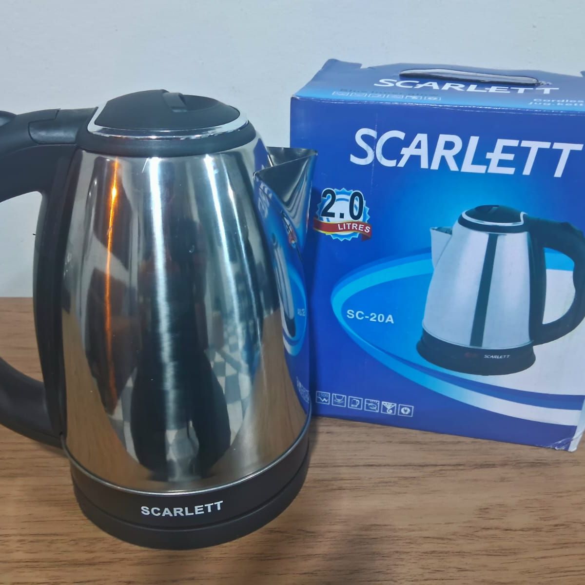 GENERICO - HERVIDOR ELÉCTRICO 2 LITROS DE CAPACIDAD