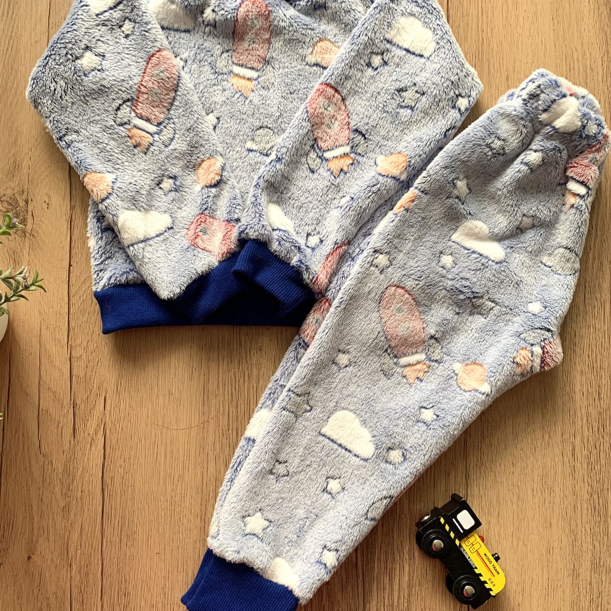 GENERICO - Pijama para Niño de Felpa Algodon Abrigador Invierno Infantil Cohetes
