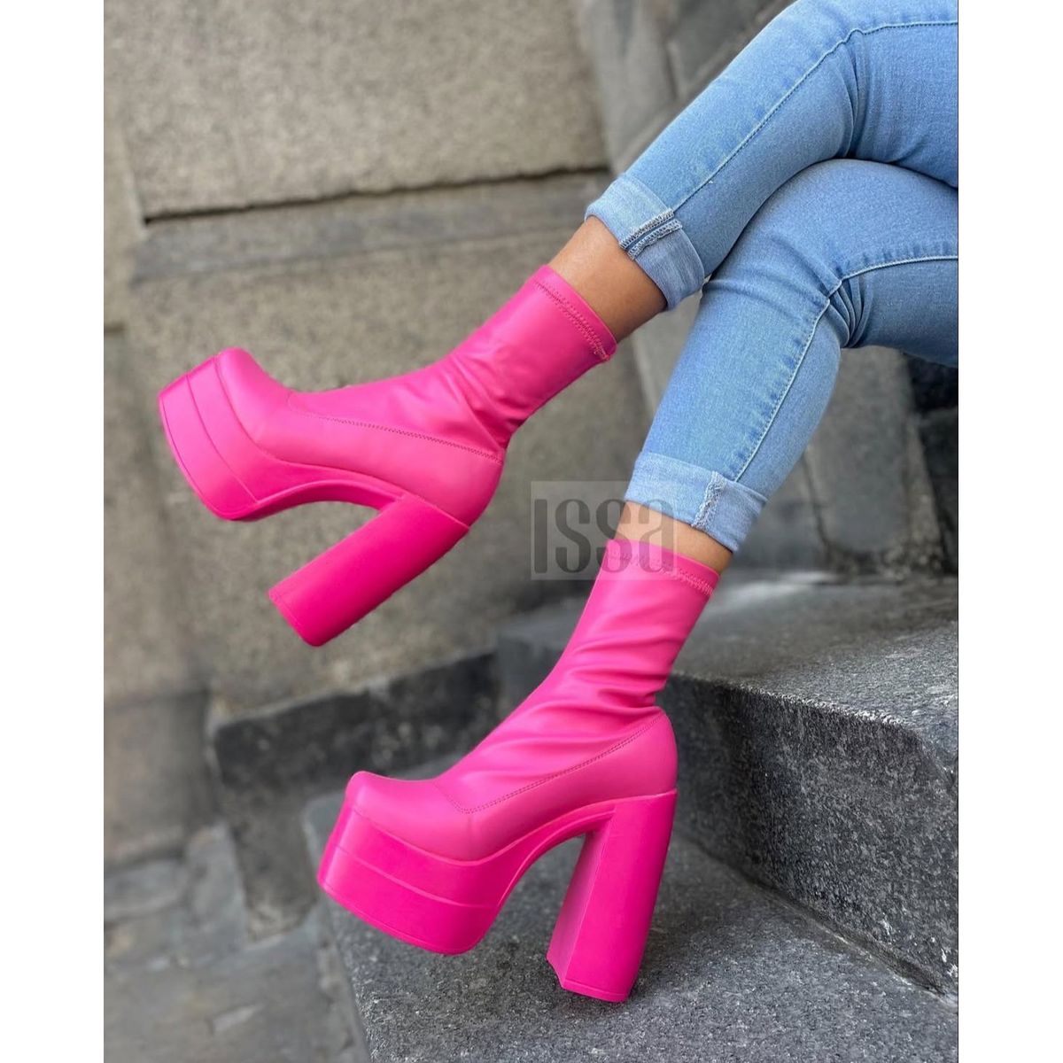 GENERICO - BOTINES PLATAFORMA KHAROL PARA DAMA EN FUCSIA