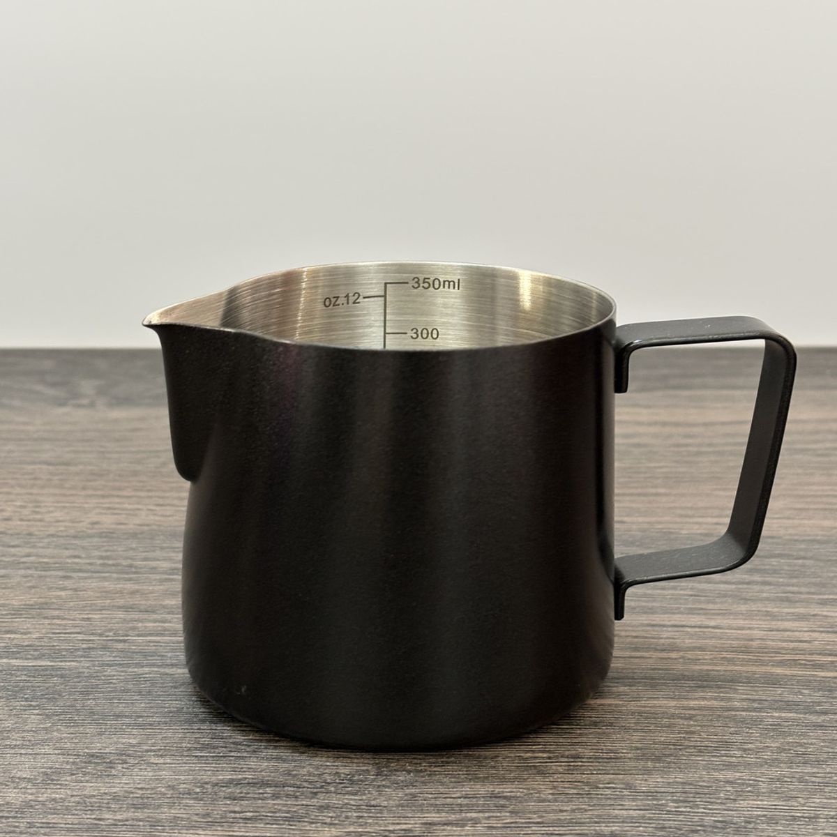 GENERICO - JARRA BARISTA 350ML NEGRO