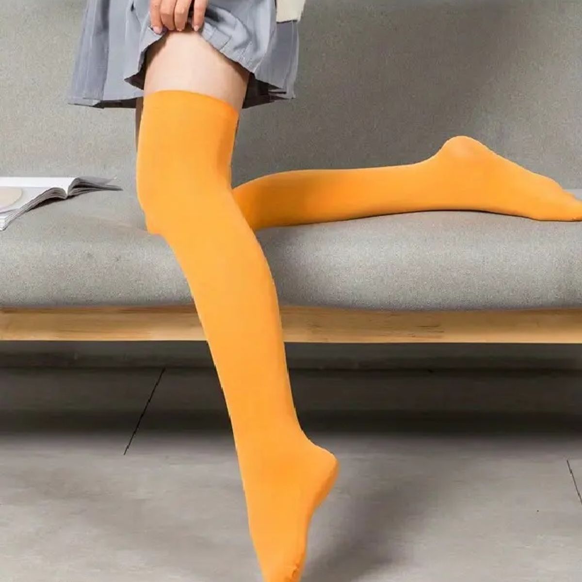 VARIOS - MEDIAS ENTERAS LARGAS BUCANERAS DIVERSOS COLORES MONOCOLOR