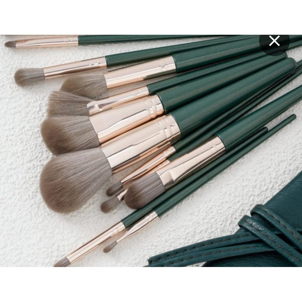 MORITA BAG STORE - SET DE 14 BROCHAS DE MAQUILLAJE HIPOALERGENICAS COLOR VERDE