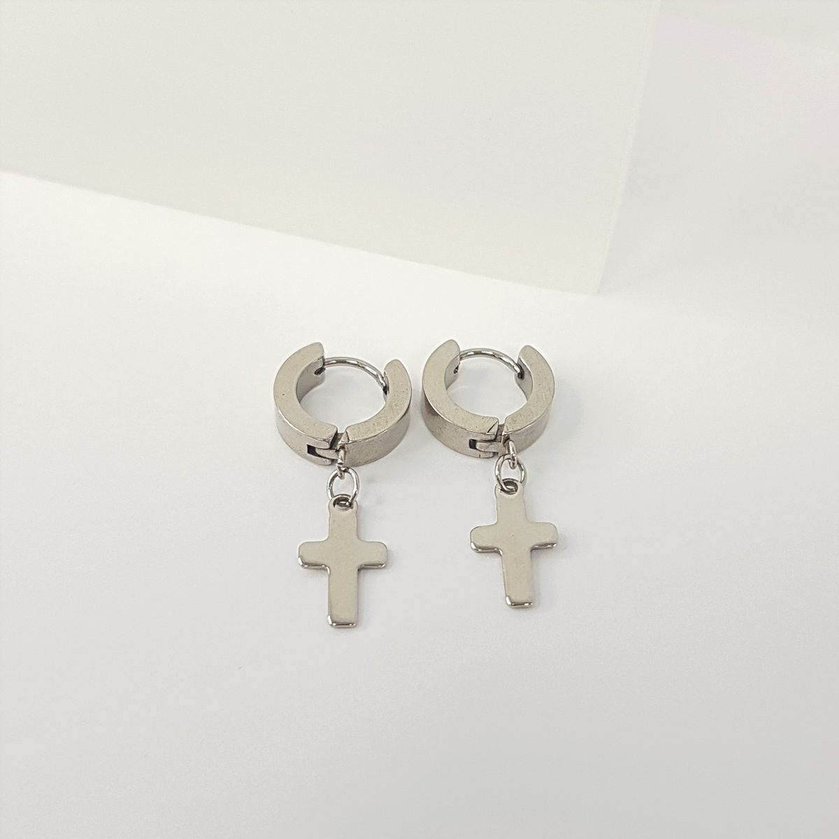 GENERICO - ARETES PARA CABALLEROS