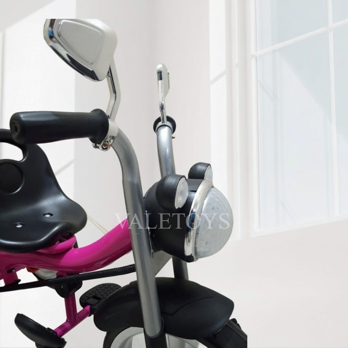 BABY HAPPY - Triciclo Chavito Con Guiador Para Niños Bluetooth Rosado