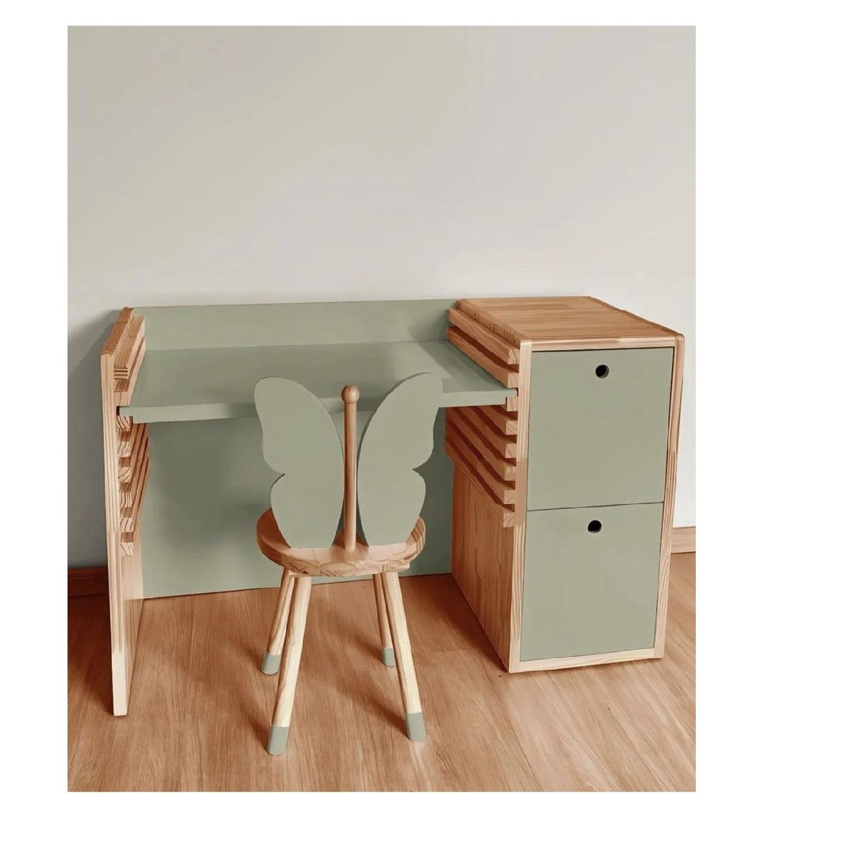 TU MESITA - Escritorio Infantil Buzzer Altura regulable Verde Agave TU MESITA