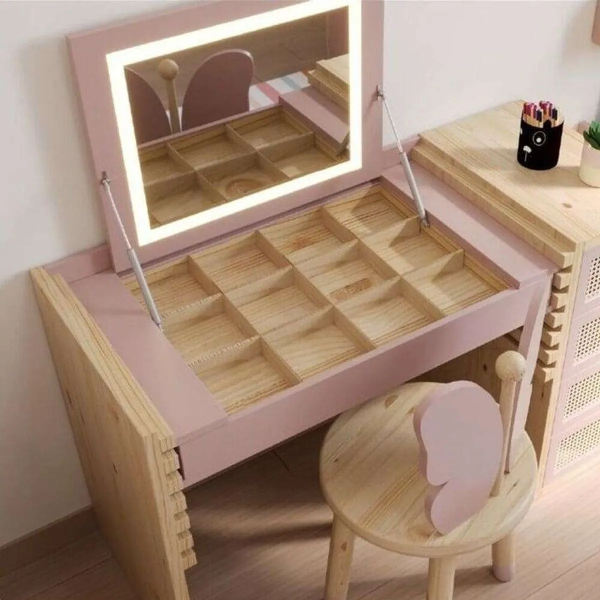 TU MESITA - Tocador + Silla Infantil Congala con Espejo y Luces Led RosadoDuna