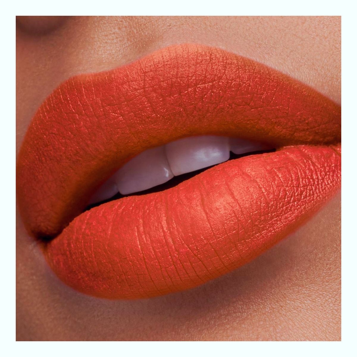 ESIKA - Labial mate addiction ésika naranja cobrizo color intenso