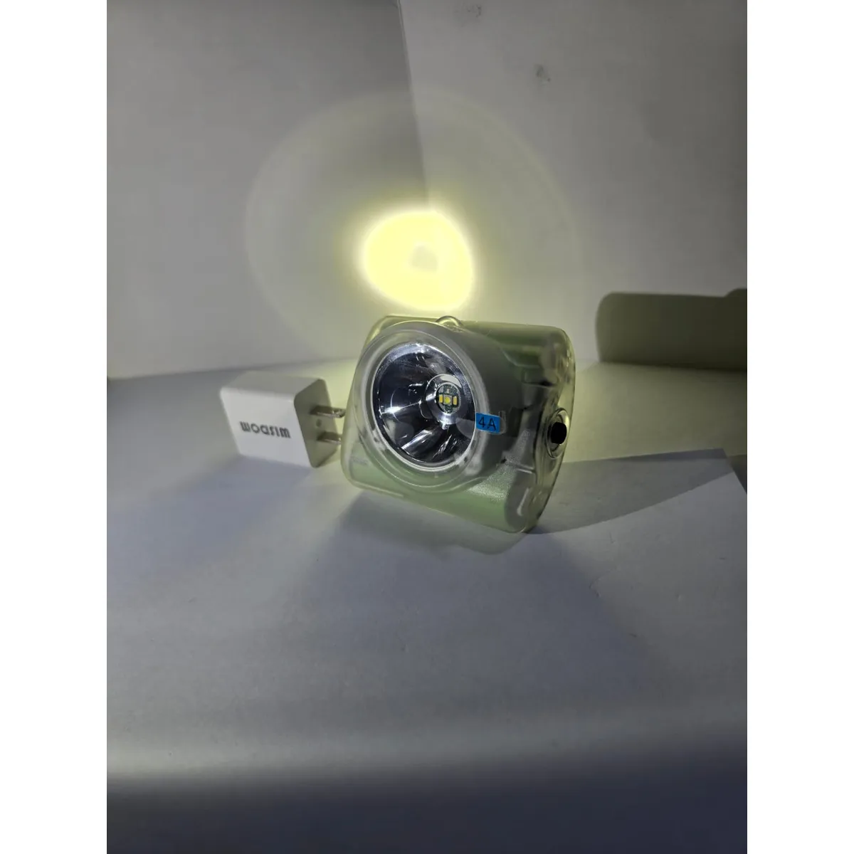 GENERICO - LAMPARA INALAMBRICA 4A - MINERA