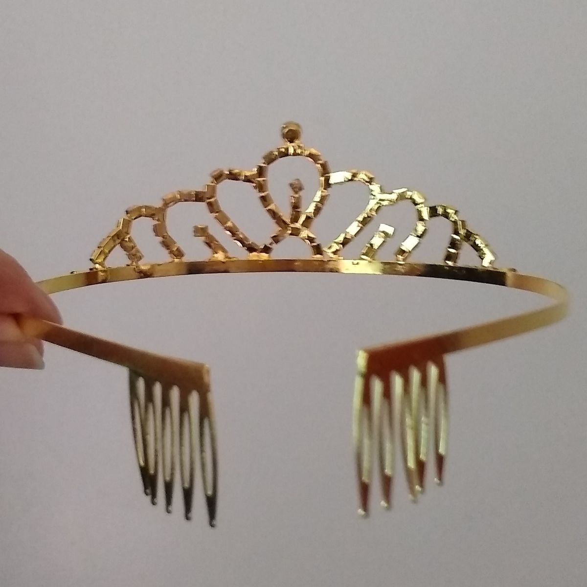 GENERICO - Corona tiara dorada mediana cumpleaños princesa Mile