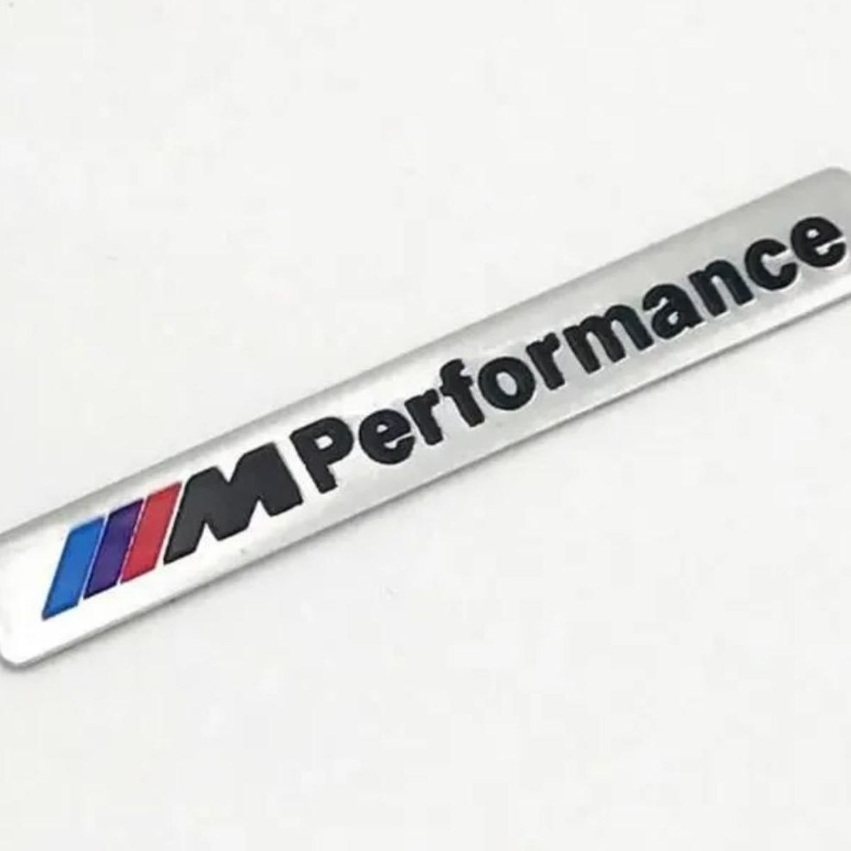 GENERICO - EMBLEMA BMW M PERFORMANCE PARA AUTO