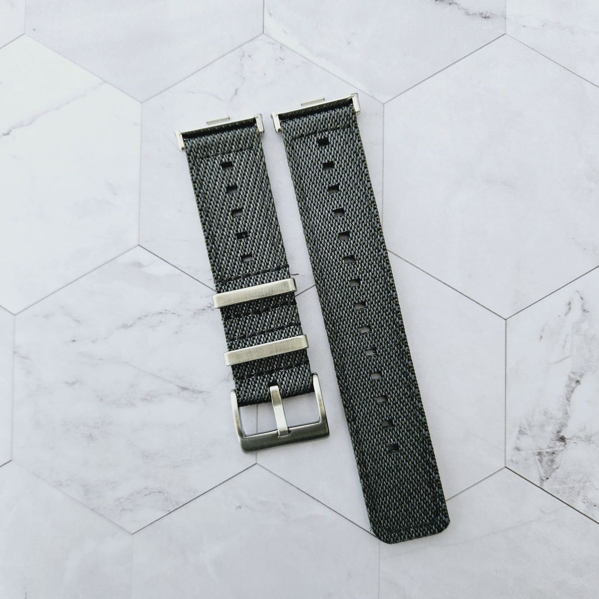 GENERICO - Correa Nylon Premium para HUAWEI FIT 2 - Gris