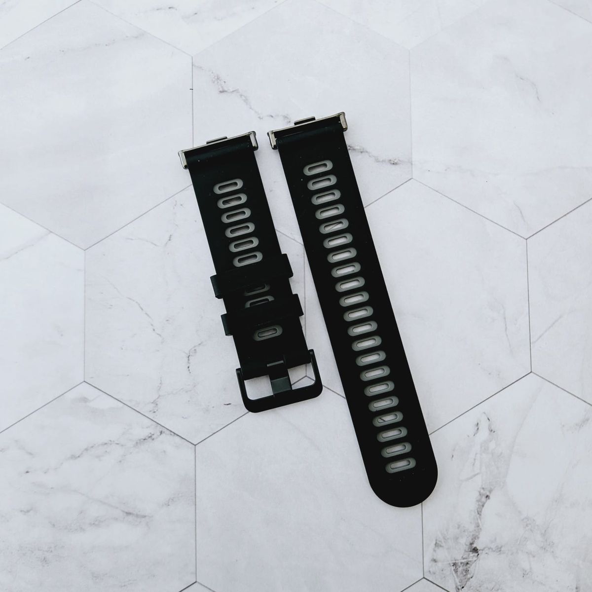 GENERICO - Correa Silicona Runner para HUAWEI FIT 4 - 4 PRO - NegroGris