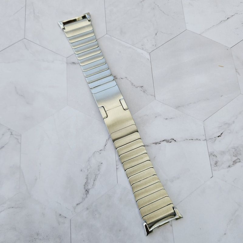 GENERICO - Correa Acero Spg para SAMSUNG WATCH 8 / 8 CLASSIC - Plateado