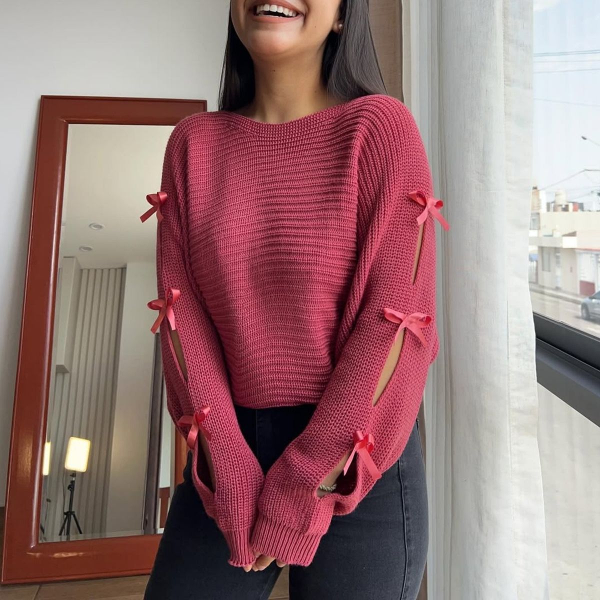 GENERICO - CHOMPA DE DAMA COQUETTE CON LAZOS EN EL BRAZO