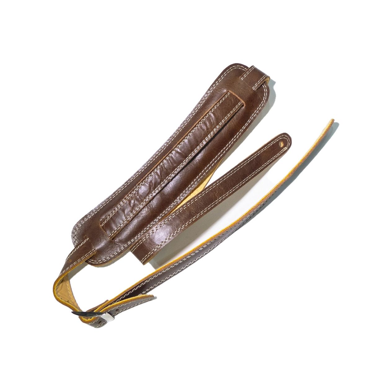 GENERICO - CORREA PARA INSTRUMENTO DE CUERO DELGADO CON HOMBRERA