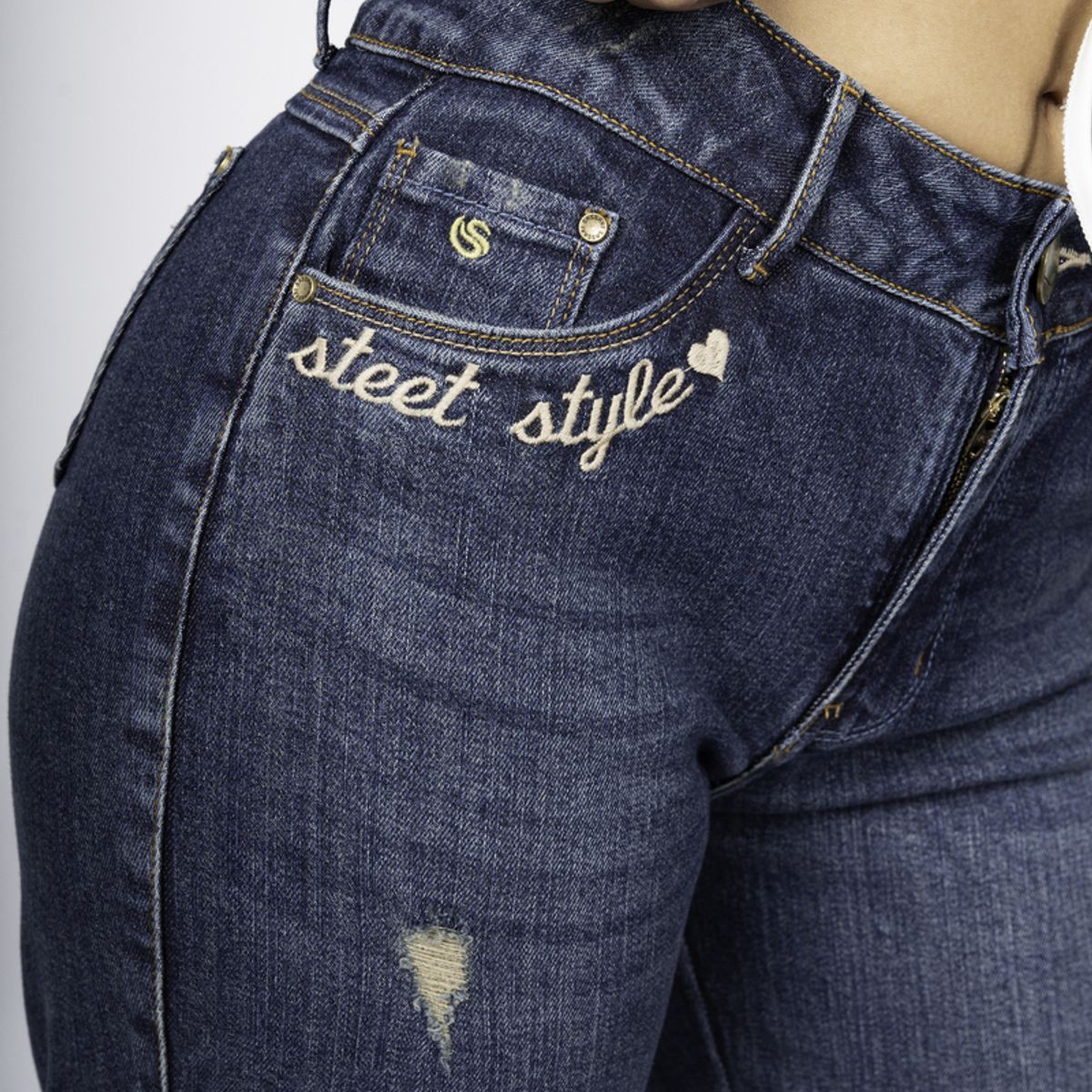 SASSARI - MOM ARLETH MARCA SASSARI