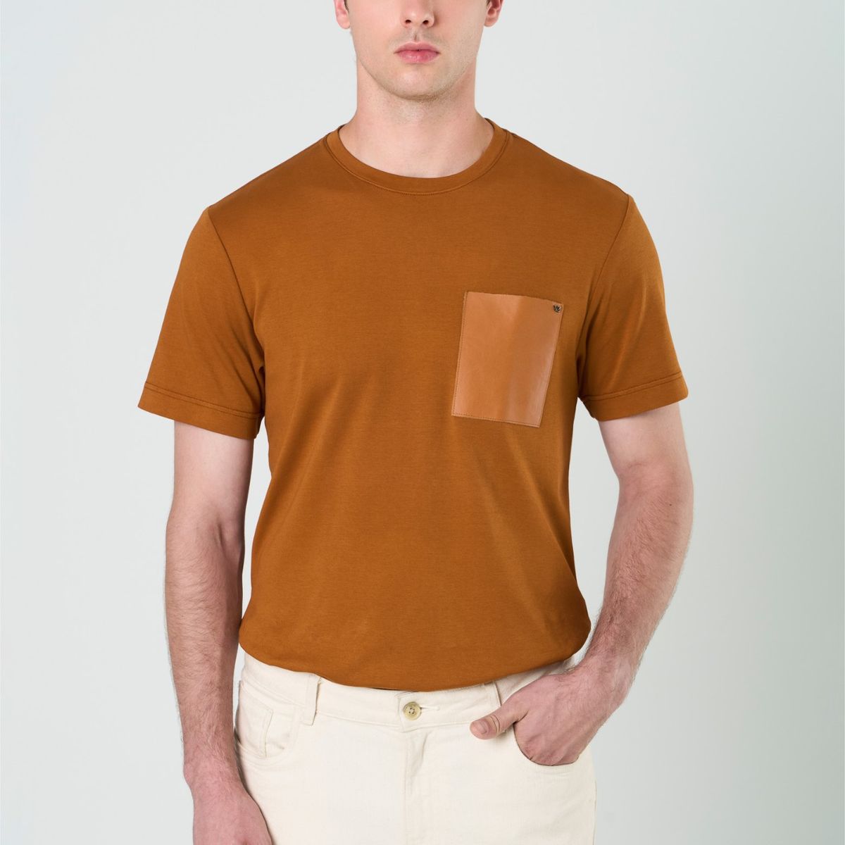 VELEZ - Vélez Camiseta En Algodón Hombre Bolsillo Cuero Cafe Claro